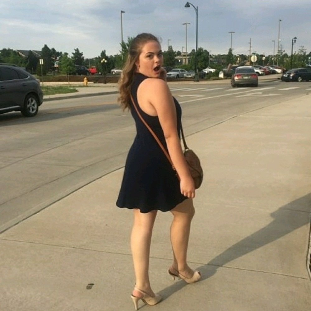 Meet your Posher, Julia